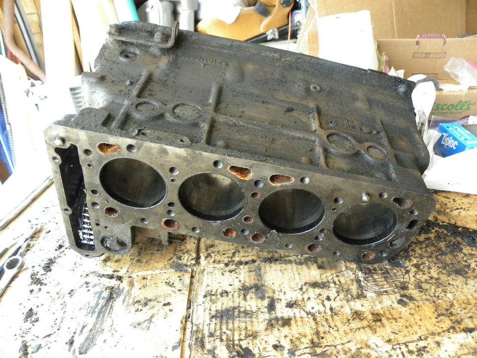 1961 Mercedes Benz Ponton 190Db 190D OM621 Engine Block Cylinder Crankcase Case  - Image 4 of 4