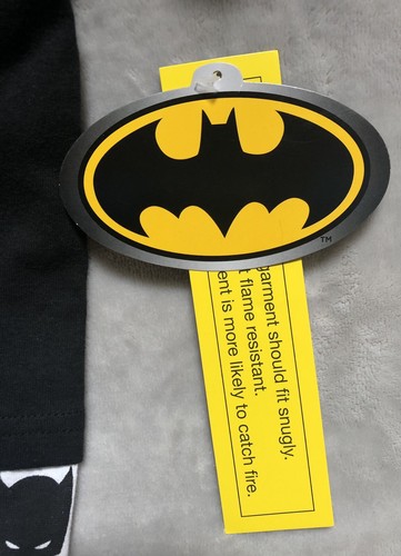 NUEVO Juego de ropa de dormir pijama de algodón ajustado Batman para bebés niños tallas 9M o 12M - Imagen 6 de 9