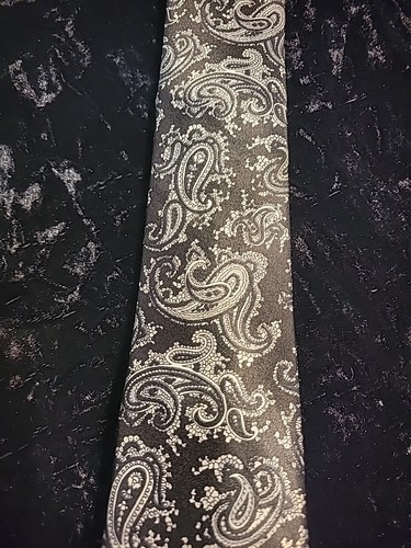 Vintage Gentry Mens Neck Tie Black Gray Paisley Professional Suit Office - Picture 10 of 10