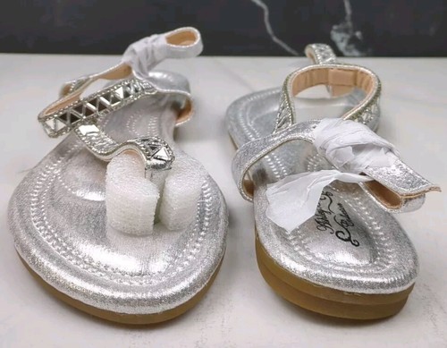 Ashley A (AA-ELAINE02 Sparkly Ankle Strap Flat Sandals for Women, Silver, sz 7 - Picture 3 of 12