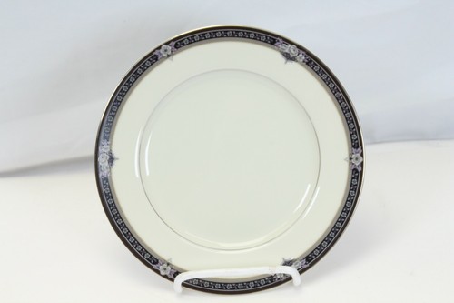 Mikasa Gothic Rose Salad Plates 7-1/2" Lot of 8 - Picture 3 of 7