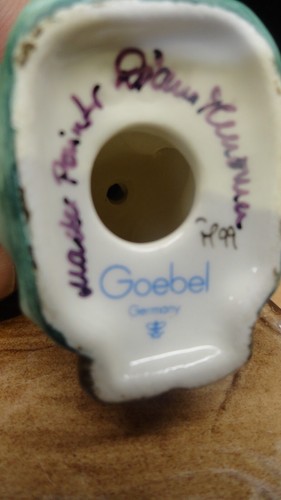 VINTAGE GOEBEL HUMMEL ANGEL WITH APPLE AND LANTERN FIGURE FIGURINE - Picture 6 of 6