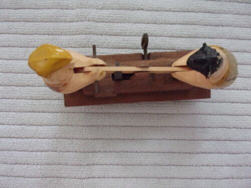 VINTAGE MARX WINDUP FRED FLINTSTONE AND BARNEY RUBBLE WIND UP TOY - Picture 3 of 6