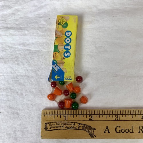 Vintage 1999 Tootsie Roll DOTS Candy 3-D Refrigerator Magnet Rare - Picture 5 of 6