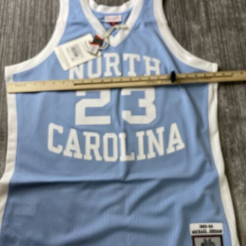 Authentic MICHAEL JORDAN NORTH CAROLINA TAR HEELS Jersey Men Large Mitchell Ness - Picture 9 of 15