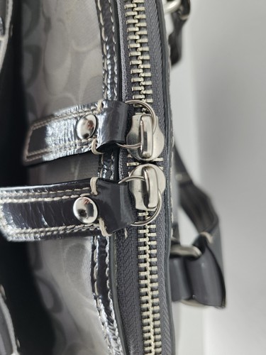 Coach Handtasche Damen grau Signatur G Leder Stoff Nieten an den unteren Taschen - Bild 16 von 24