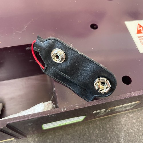 Bush TR82 tragbares UKW/MW/LW Radio beige/creme 60er Jahre Stil Requisite Retro Vintage - Bild 11 von 11