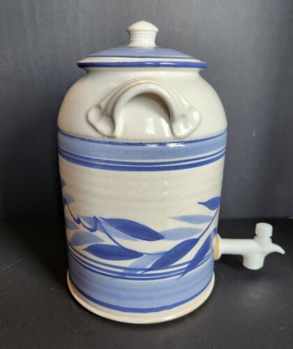 VTG Stoneware Pottery Water Crock Spigot Dispenser Blue White Farm House SIGNED - Picture 2 of 10