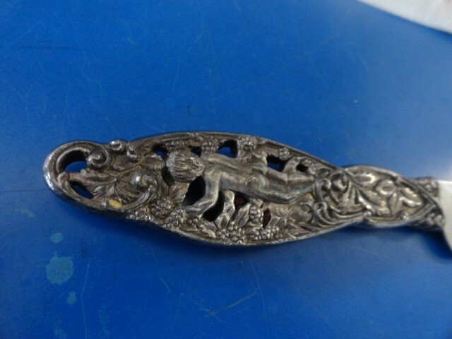 Picture 3 of 5