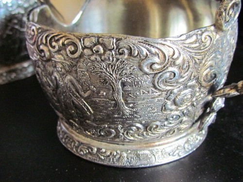 Silver Plate Vintage Barbour International 3154 Repousse Scenic Creamer Sugar - Picture 4 of 20
