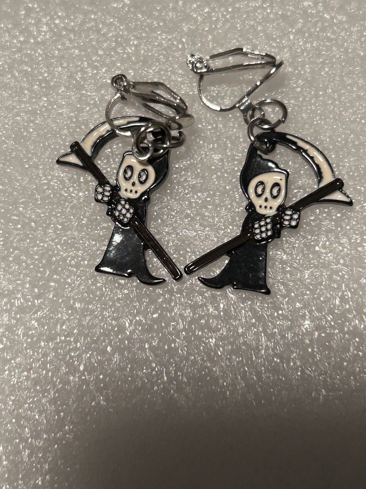 Picture 1 of 5