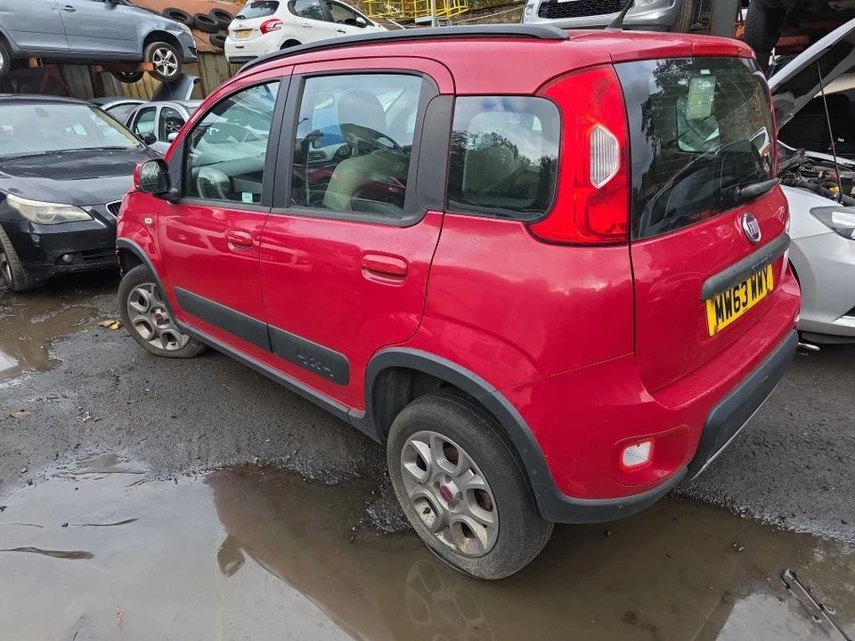 Pedal acelerador Fiat Panda Mk3 4x4 5 puertas escotilla 2010-2016 Foto 4 de 4