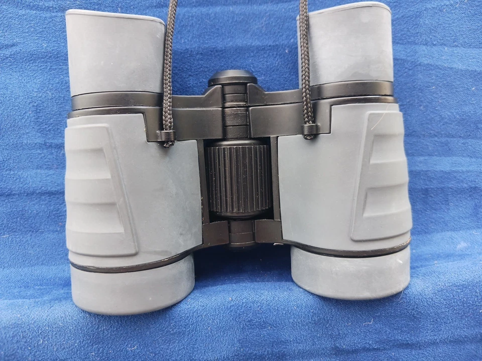 Pasco Mini 4x30mm Compact Binoculars # 26307 These are not cheap binoculars. - Image 4 of 4