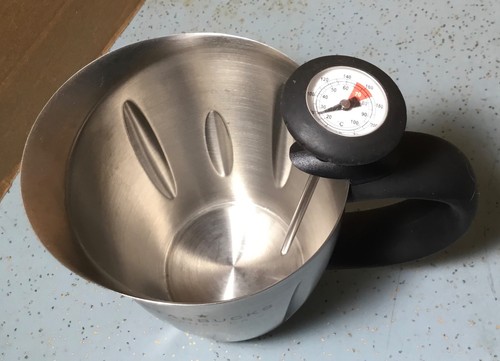 STARBUCKS COFFEE STAINLESS STEEL 16-20 oz MILK FROTHING PITCHER w/TEMP GAUGE - Picture 5 of 6