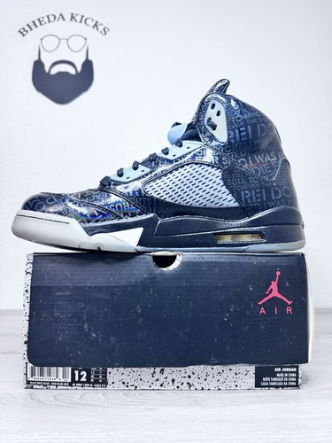 Taglia 12 - Nike Air Jordan 5 Retro DB Doernbecher Freestyle 633068-010 2013 - Foto 3 di 10