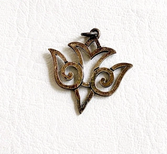 Colgante Paloma Descendente Abierta Grande Plata Esterlina James Avery Retirado y Raro  Foto 2 de 4