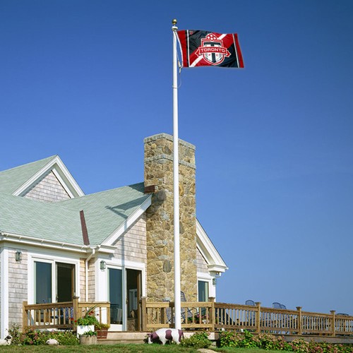 Toronto FC Large Grommet Flag - Picture 4 of 7