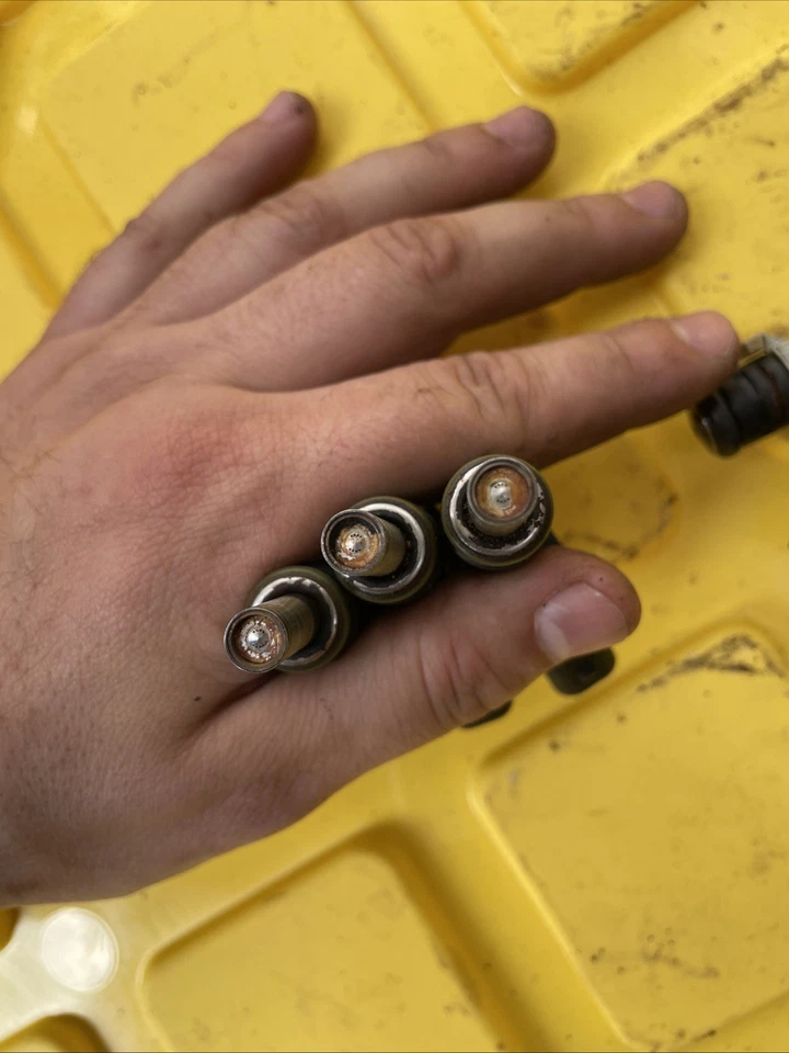 Set of 6PCS Fuel Injectors for 2006-2007 Mercedes-Benz C230 2.5L V6 E350 GLK350 - Image 3 of 4