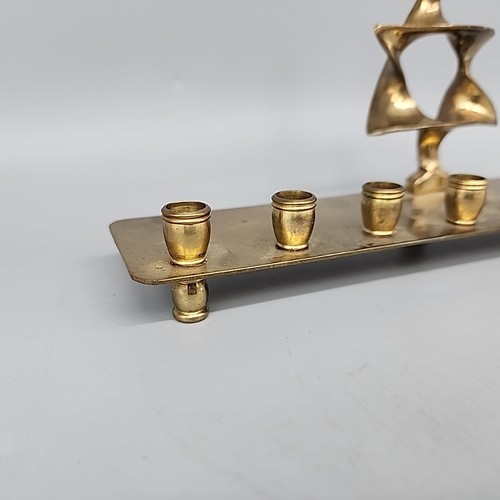 Solid Brass Hanukkah Menorah 9 Candles Jewish Made in India 4-1/4"T x 9"L - Picture 2 of 6