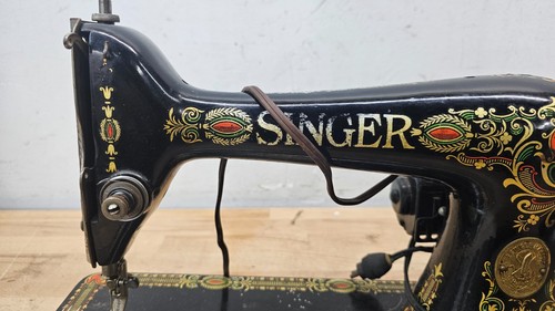 Antique Singer Sewing Machine G Series (G0459197) - Picture 9 of 19