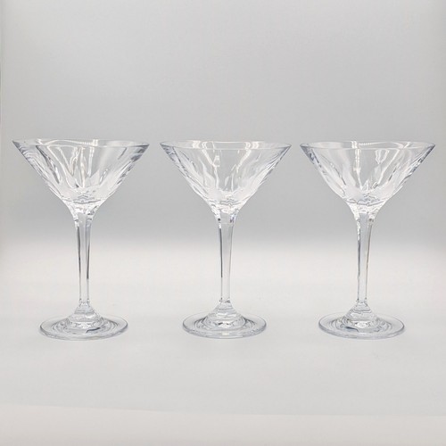 Mikasa Flame D'Amore Martini Cocktail Glasses 6 3/4" Cut Crystal 9+ Available - Picture 7 of 13