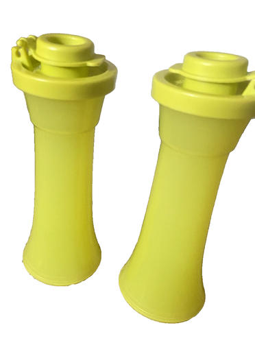 Tupperware Salt & Pepper Shakers Set of 2 Small 4.5” Hourglass #831 - Picture 4 of 8