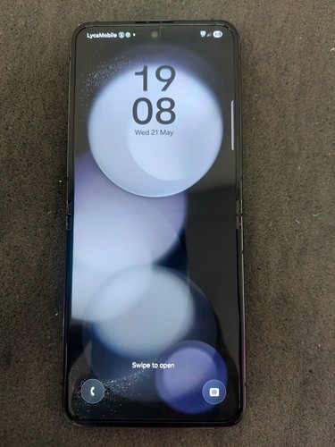 Smartphone Samsung Galaxy Z Flip5 6,7" 256 GB 5G sbloccato (SM-F731B) - grafite - Foto 12 di 12