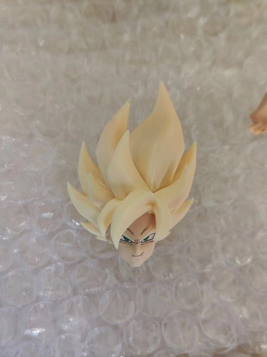 RE custom shf 1/12 LEGENDARY goku head yellow saiyan(No Figure) - Picture 4 of 15