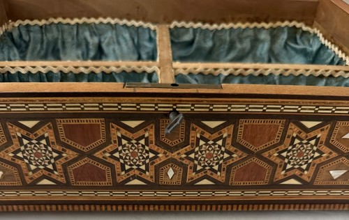 Moorish Inlaid Jewelry/Trinket Box - Picture 15 of 16