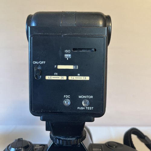 Minolta X-9 Camera, Rolev M.G.52mm Skylight Lens, Diamond C514 Bag, & GE Meters - Picture 20 of 24