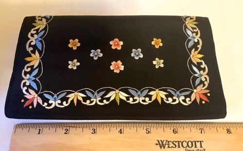 Hand Made 100% Silk Satin Fold Over Wallet Black Floral Embroidery 7.5"W NEW - Picture 2 of 7