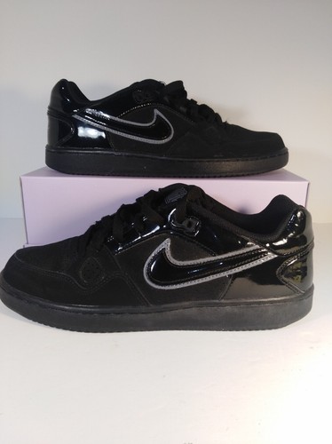 women's son of force nike