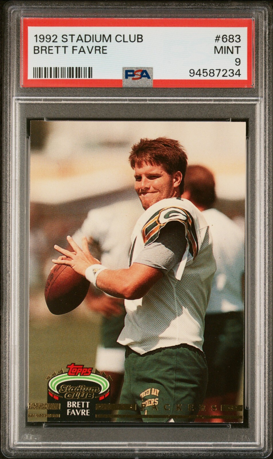 BRETT FAVRE - 1992 STADIUM CLUB #683 GREEN BAY PACKERS PSA 9 MINT