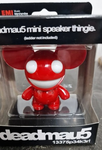 DEADMAU5 RED & WHITE MINI SPEAKER THINGIE NEW OFFICIAL MP3 iPOD PHONE RARE   - Picture 1 of 8