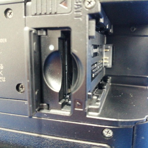 SONY HDR-XR550V HDD Video Camera 240GB HDD 10x Optical Zoom Used From Japan - Picture 9 of 16