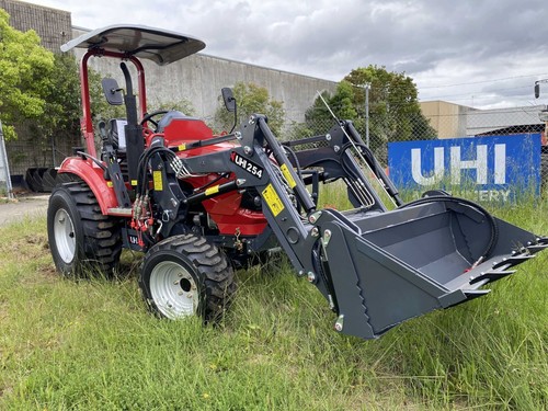 $22,990--$27,990 25HP UHI254 TRACTOR WITH ATTACHMENTS - Picture 3 of 12