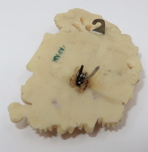 Vintage Japan Celluloid Plastic Flower Basket, Brooch or Pin, 2 1/4" x 1 1/2" - Picture 4 of 5