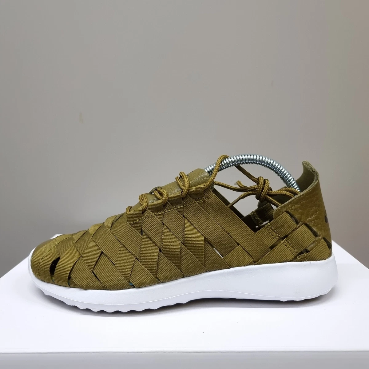 Nike store juvenate fleece