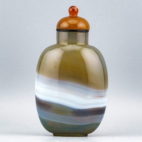 Fine Chinese Agate Snuff Bottle Striking Natural Bande Qing Dynasty 19th Century - Picture 2 of 13