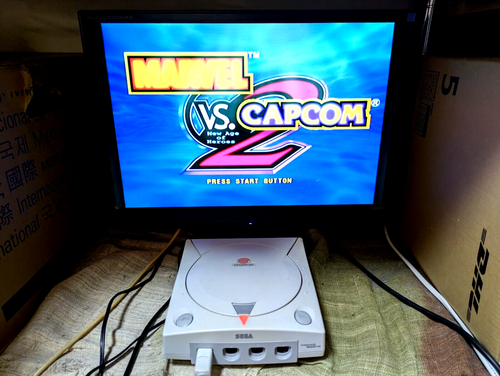 Dreamcast Console System Visual Memory Marvel VS Capcom 2 Japan - Picture 2 of 24