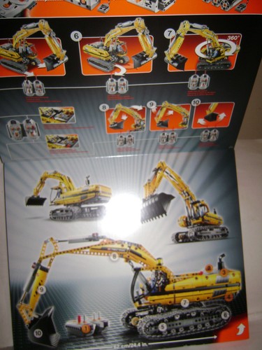 NEW LEGO Technic 8043 Motorized Excavator - 1123 pcs - Sealed - Rare Collectible - Picture 4 of 12