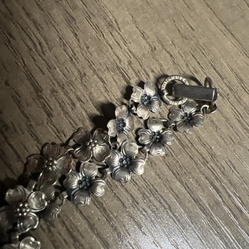 Vintage Beau Sterling Silver Flower Bracelet - Picture 5 of 6