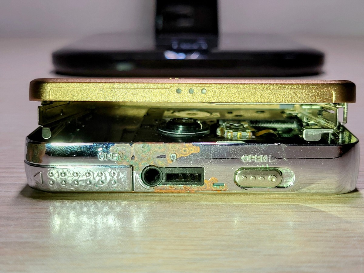 Sony MZ-EH930 Hi-MD MiniDisc Player | eBay