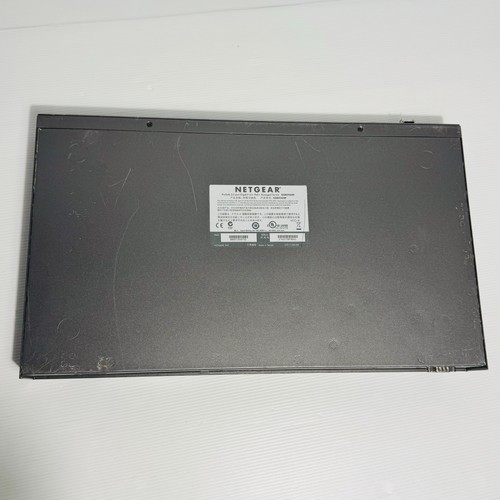 Netgear Prosafe GSM7224P 24-port Gigabit L2 + PoE + Managed Switch Free Postage - Picture 10 of 17