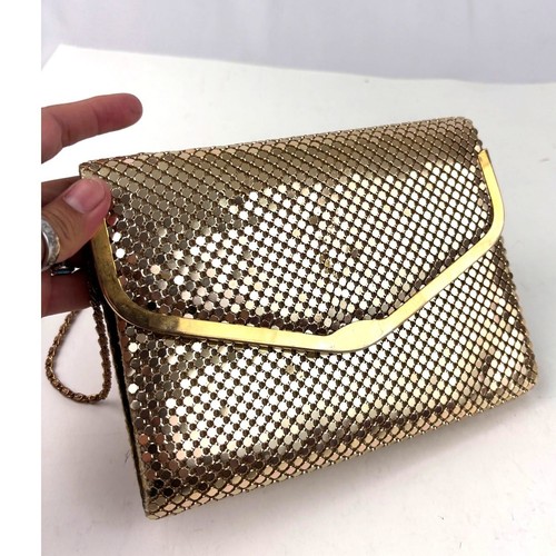 Vintage Gold Metallic Crossbody Purse Gold Hardware Chain Strap 1980s - Picture 4 of 16