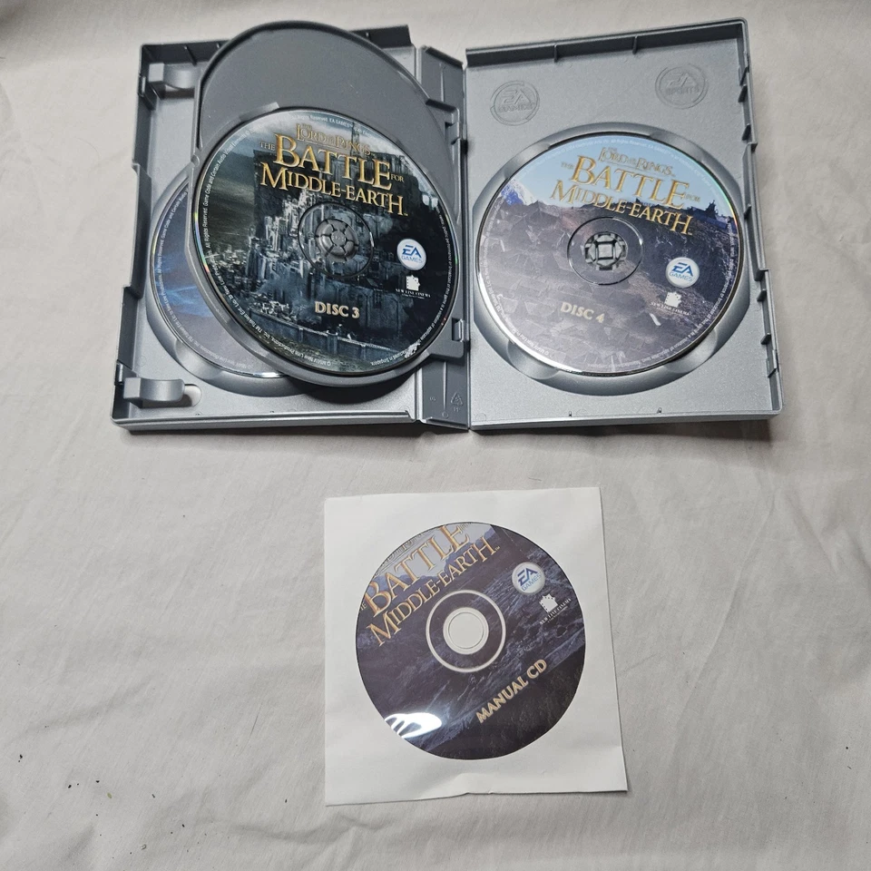 Lord of the Rings: The Battle for Middle-Earth PC Game 5 Discs inc Manual Disc  - Image 4 of 4