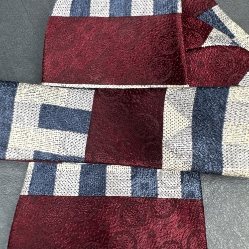 Stafford Executive Blue Red Geometric Mens Tie 100% Silk 57 x 4 Necktie - Picture 4 of 12