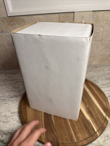 Dept 56 Department 56 Potter’s Tea Seller Christmas in the City 5880-7 MINT - Picture 17 of 20