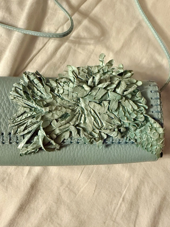 Bolso sin asas FATTO A MANO by CARLOS FALCHI CUERO HOMBRO Foto 3 de 4