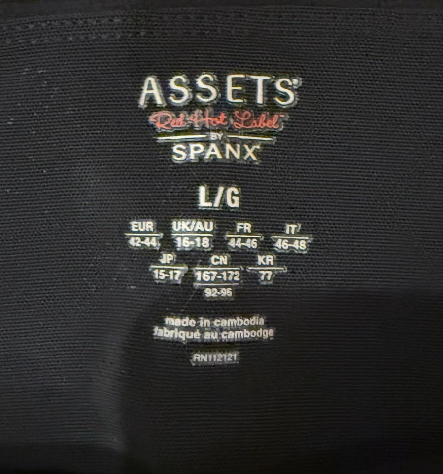 SPANX Assets Leggings Adelgazantes Cintura Alta Negros Imitación Cuero Rayas Grandes Foto 4 de 4